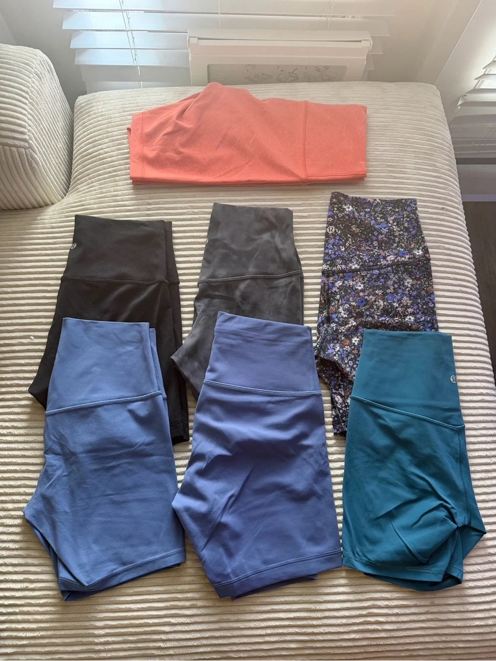 lululemon athletica womens shorts lot in coral, black, blue, teal, floral